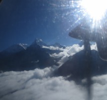 La chaîne des Annapurnas vue de l’avion faisant la liaison Pokhara Jomsom